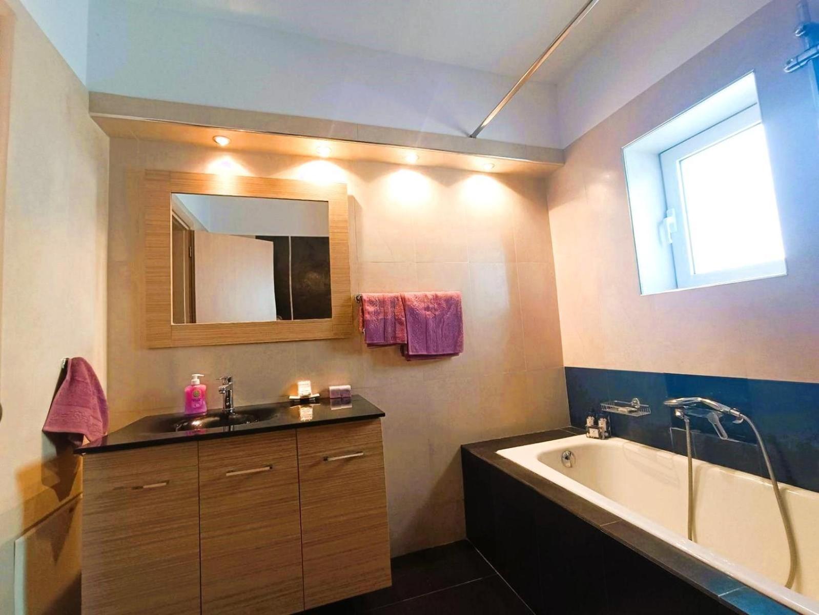 הוילה Petros House Artemis - Near The Airport מראה חיצוני תמונה